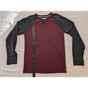 St Johns Bay Mens Medium Burgundy Gray Raglan Long Sleeve Shirt Crewneck